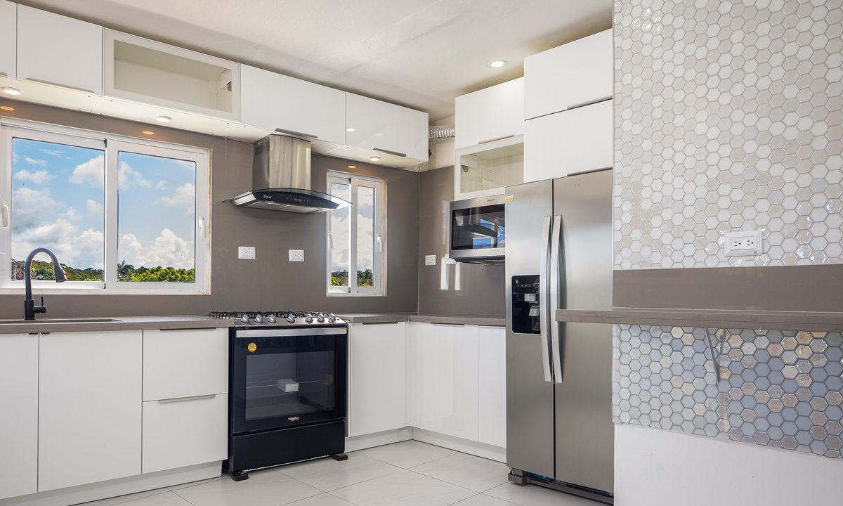 16 Kitchen