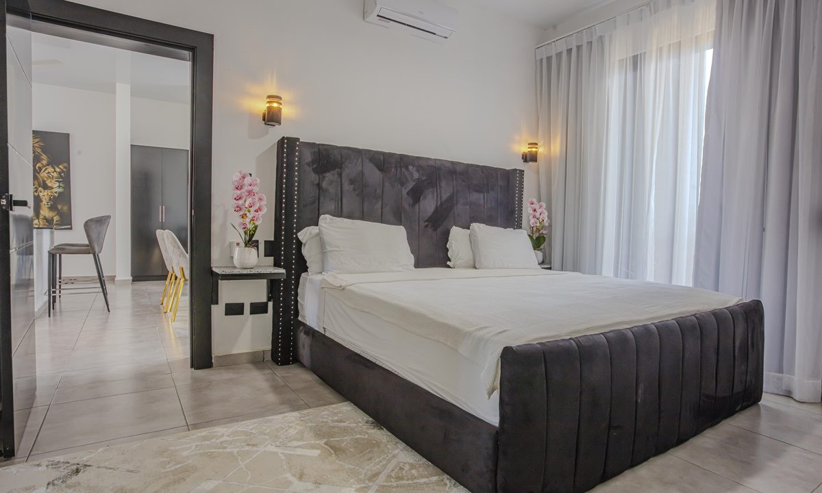 2 Bedroom RIZZ Suites_(5)