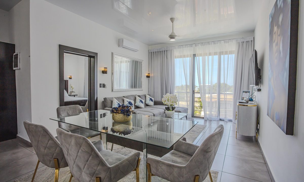 2 Bedroom RIZZ Suites_(6)