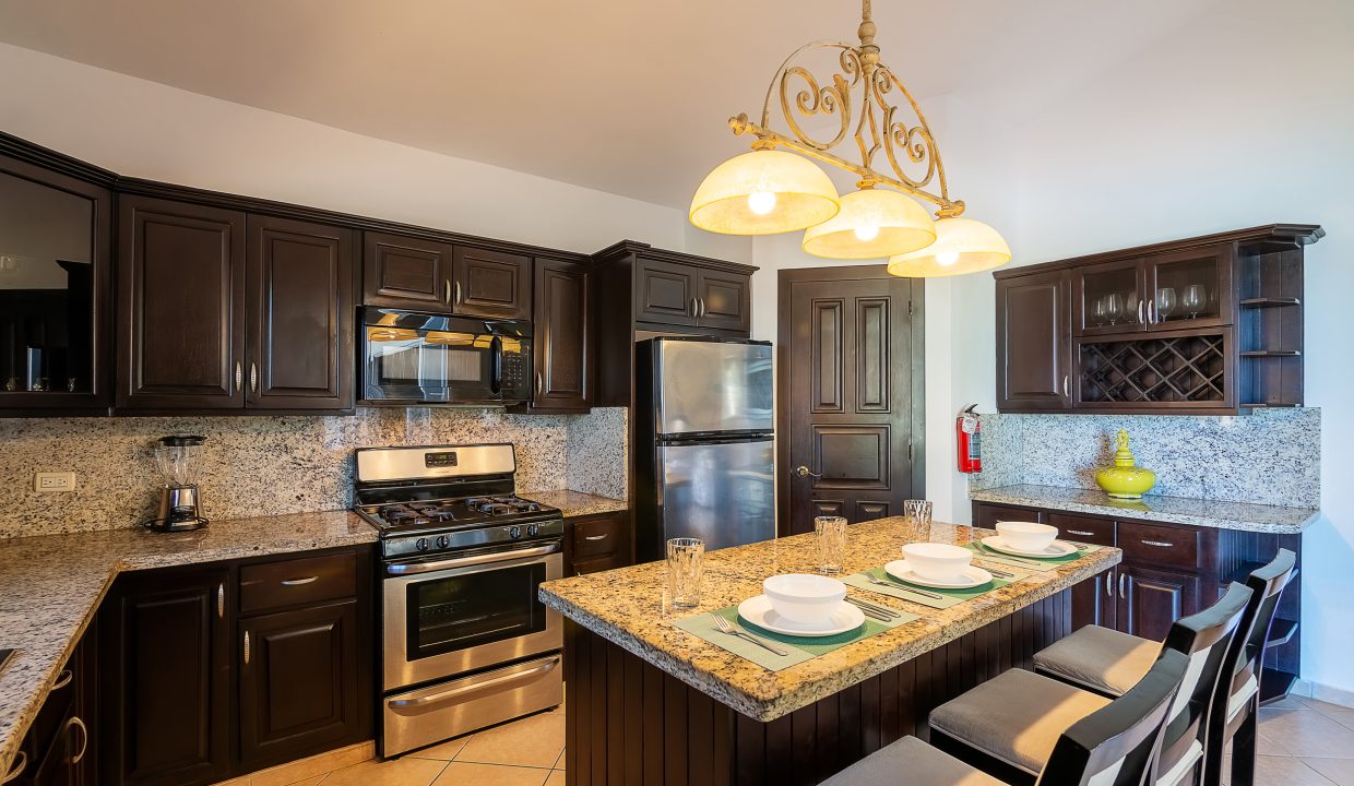 02-Kitchen_G8S3915-HDR