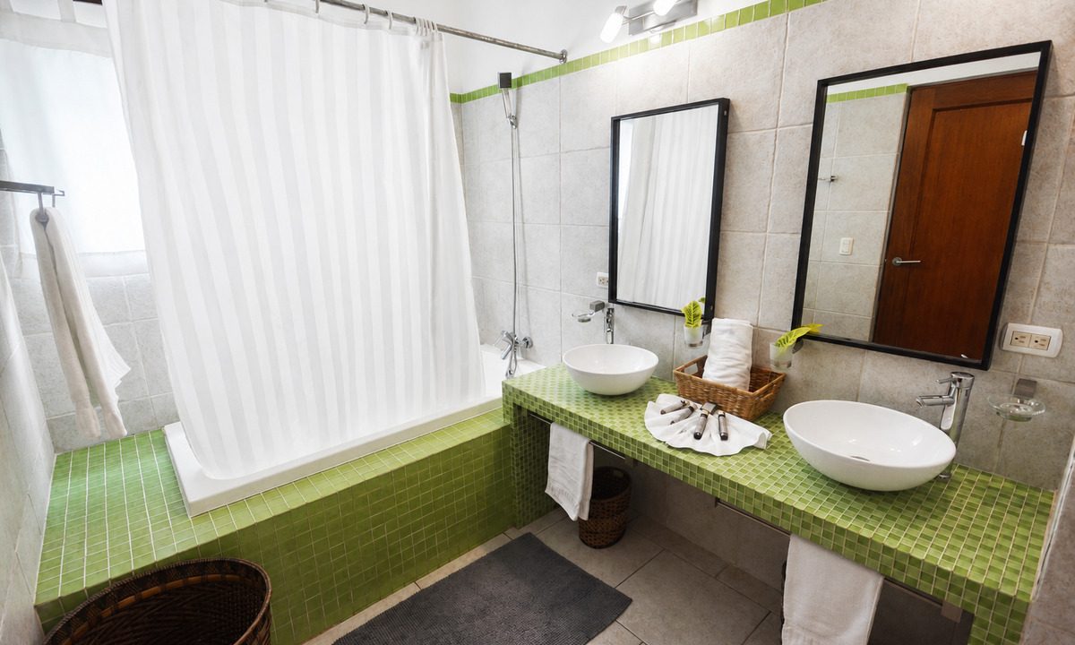 main-bathroom-1200x800