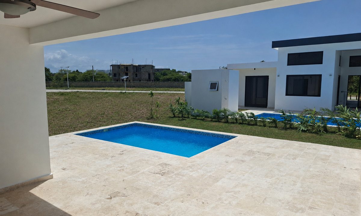 04-pool-terrace