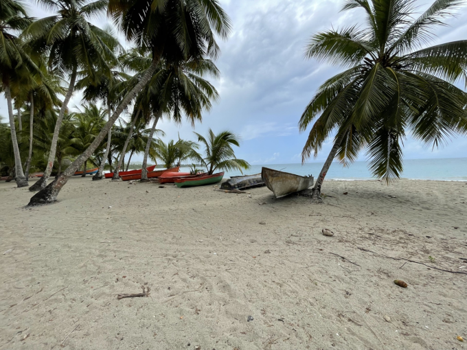 Strandnahes Grundstück an der Playa Magante zu verkaufen