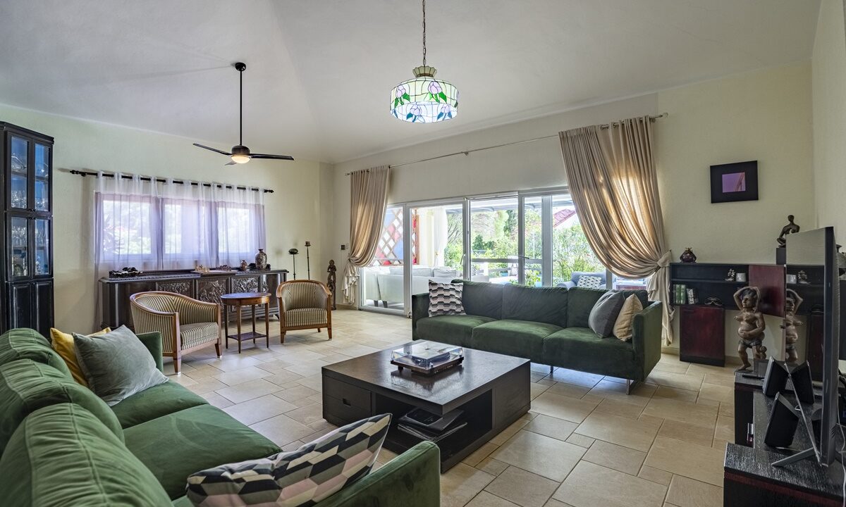 036A9133-HDR